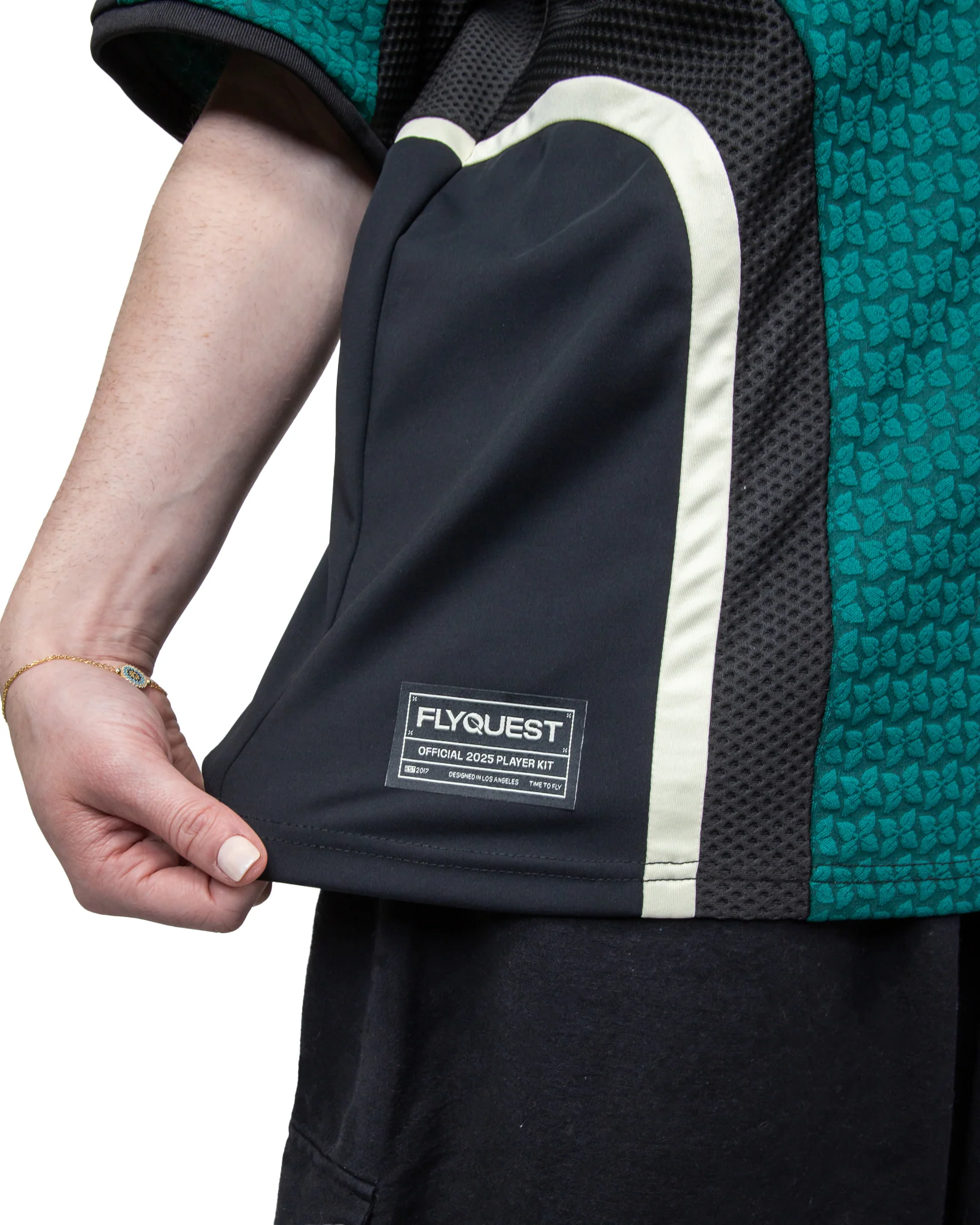 FLYQUEST 2025 SOLARIS JERSEY - Image 4
