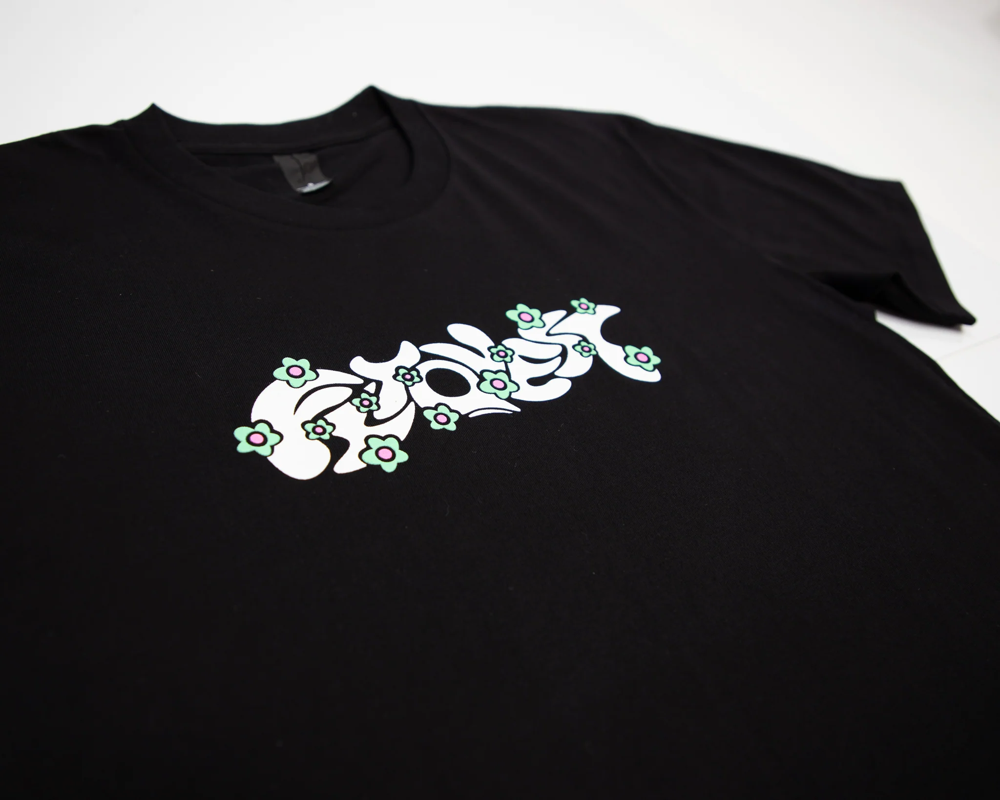 Bloom Tee Black - Image 6