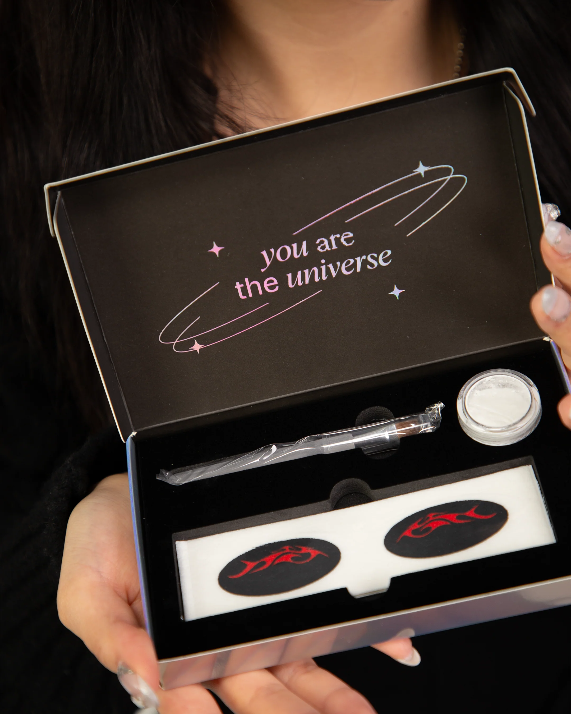FlyQuest RED x Astrobabe Eyeshadow set - Image 3